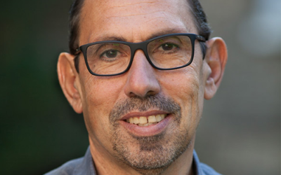 Sir Tony Kouzarides attends Astex anniversary event, joining Lord Vallance to discuss opportunities in UK life sciences.