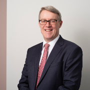 Cathy Tralau-Stewart Headshot